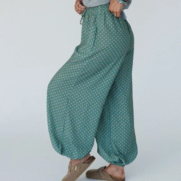 NWT THE NEST MYSTIC MIRAGE PRINTED JOGGERS - Picture 2 of 3